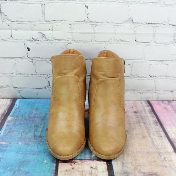 Dolce Vita Brown Leather Side Zipper High Heel Ankle Booties Size 8.5 - Picture 5 of 9